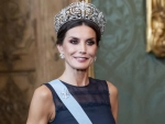 La reina Letizia de España ha sabido balancear la elegancia con la innovación en su clóset, manteniendo los clásicos de su posición