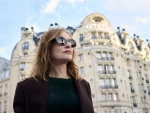 La icónica actriz francesa ha presta su sofisticada visión a la suite Haute Couture en el Mandarin Oriental Lutetia en la capital francesa