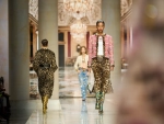 Dolce & Gabbana regresó a sus raíces de los años 90s con un fabuloso maximalismo barroco en la Milan Fashion Week SS27