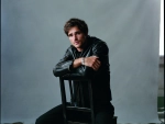 Jacob Elordi es el protagonista del nuevo capítulo de LOVE Unlimited de Cartier