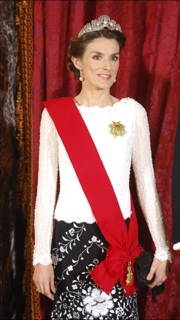 reina-letizia-realeza-tiara-mellerio-jpg