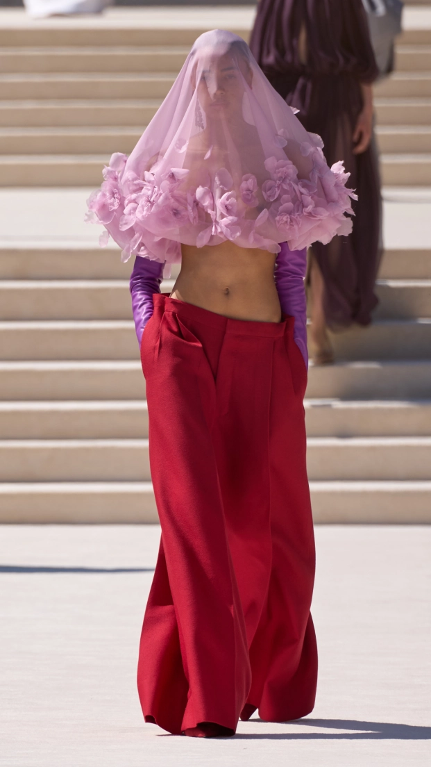 Balenciaga alta costura 26 rojo y rosa