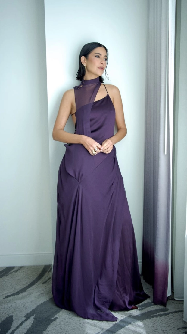 Lety Sahagún en su look de los premios Emmy