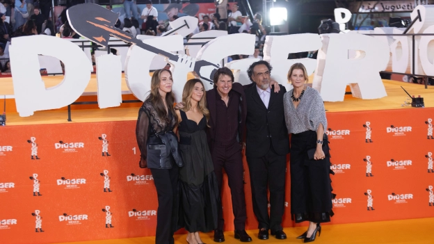 Tom Cruise y Alejandro González Iñárritu en Ciudad de México presentando la película Digger
