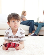 La ciencia hace énfasis en los riesgos para los niños que tienen acceso a los videojuegos antes de los seis años