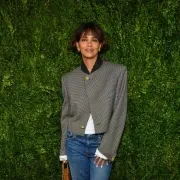 Halle Berry asistiendo a un evento  The Tribeca Chanel Women's Filmmaker hace dos semanas en Nueva York