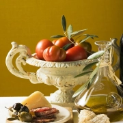 tomates, aceite de oliva, pan, queso
