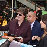 Tom Cruise y Alejandro González Iñárritu en Ciudad de México presentando la película Digger