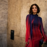 Aislinn Derbez acaparó las miradas en el Paris Fashion Week