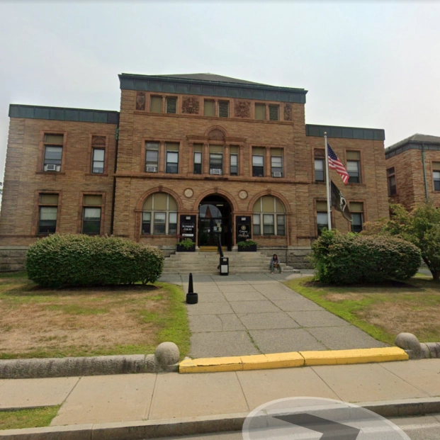Fachada del tribunal Plymouth Superior Court en Brockton durante el juicio de Lindsay Clancy