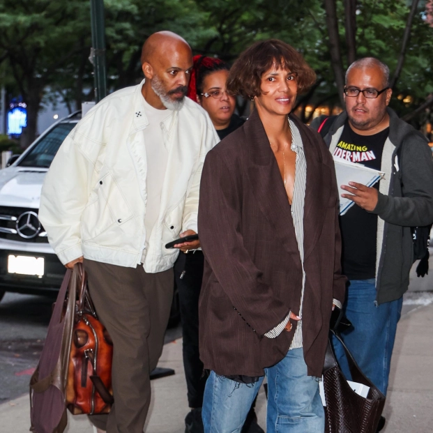Halle Berry y su prometido, Van Hunt en Nueva York una semana antes de la acusación por agresión de Olivier Martínez